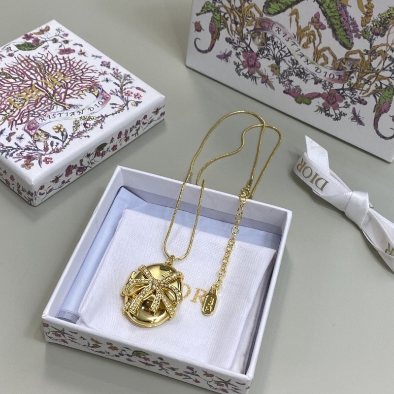 Dior Necklace 