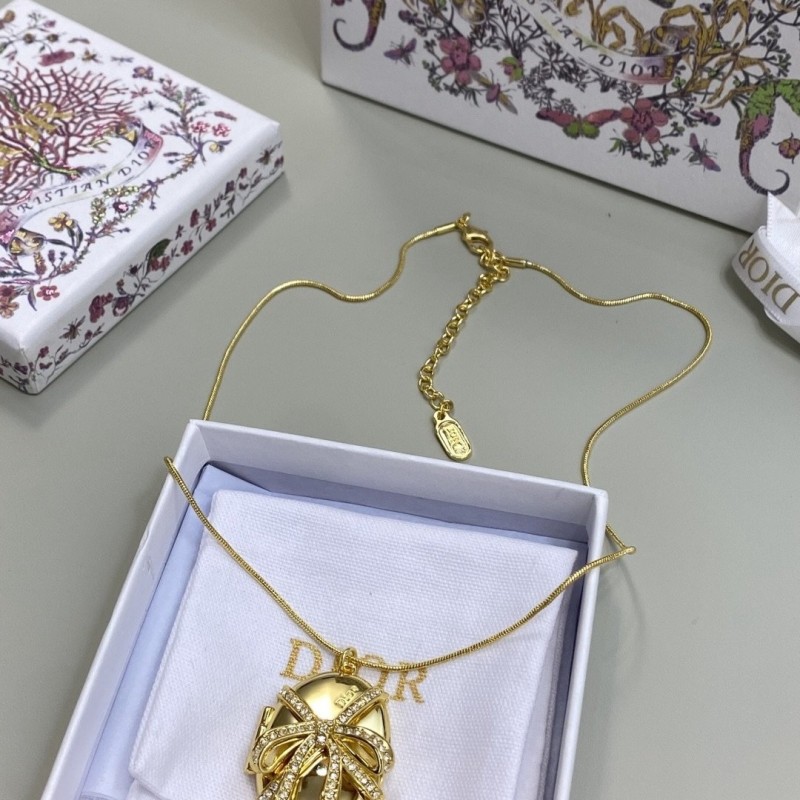 Dior Necklace 