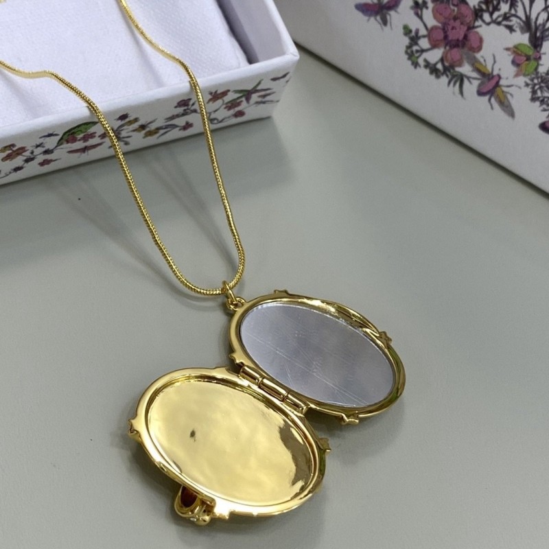 Dior Necklace 