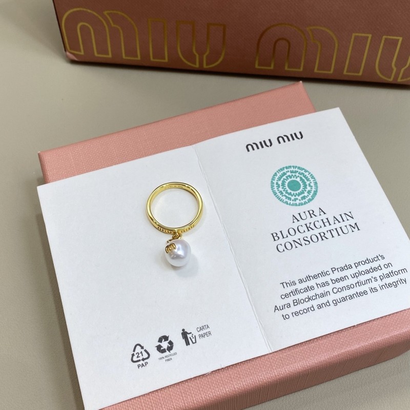 MiuMiu Ring