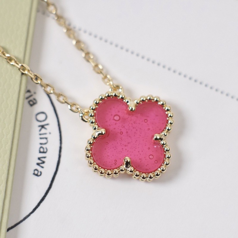 VCA Necklace 