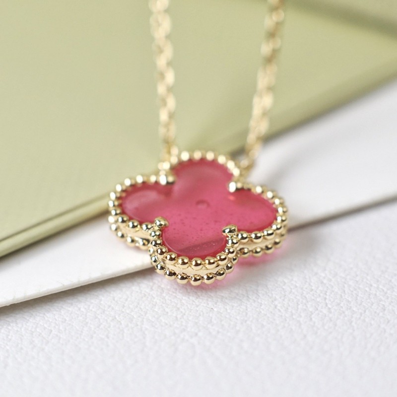 VCA Necklace 