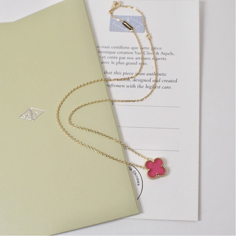 VCA Necklace 