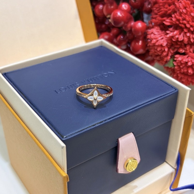 LV Ring