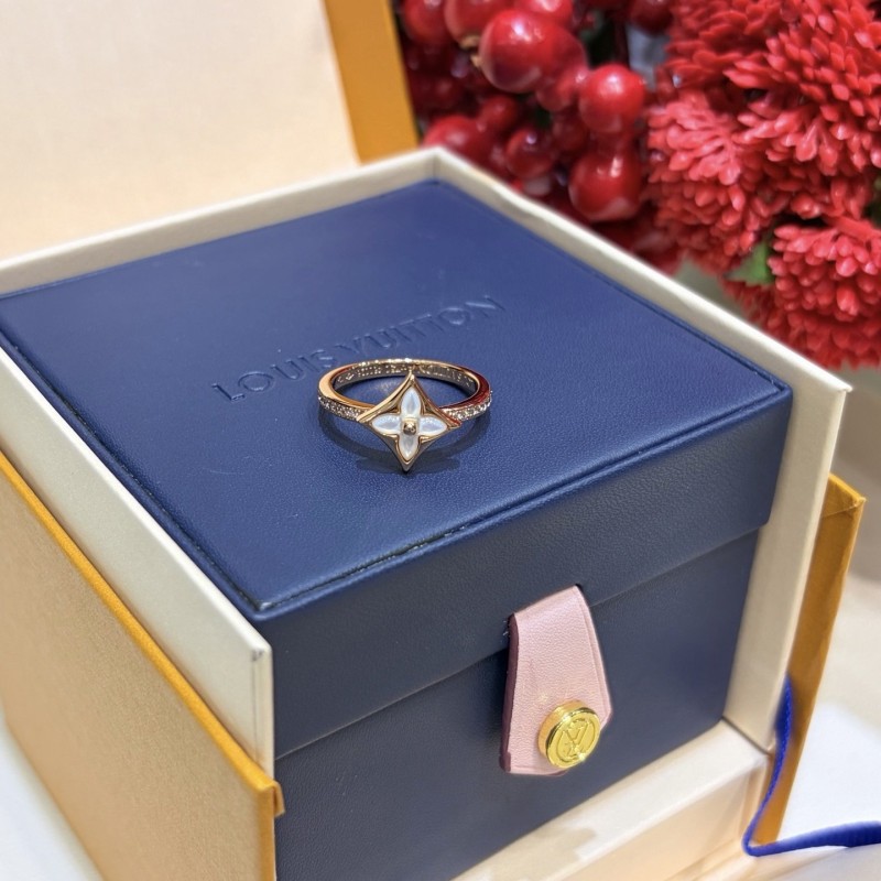 LV Ring