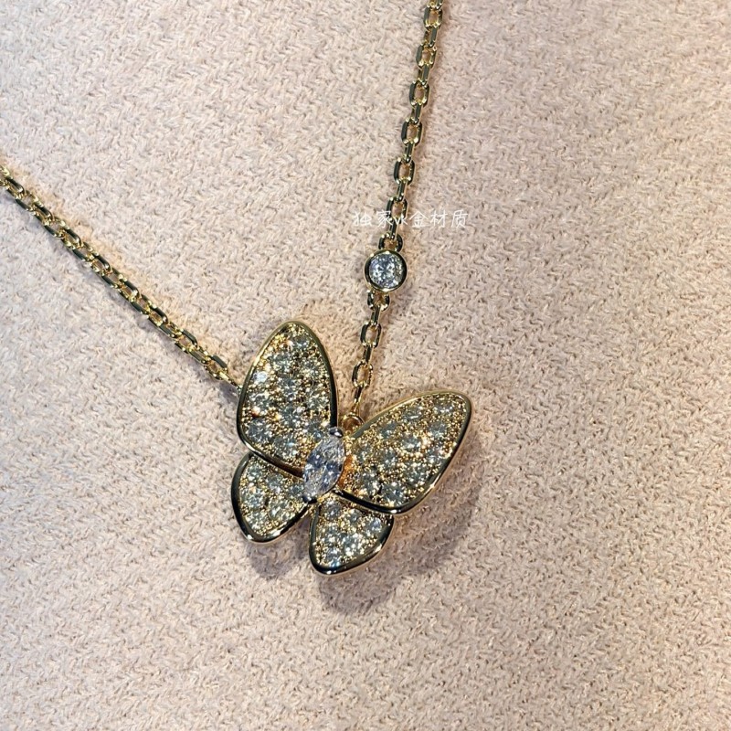 VCA Necklace 