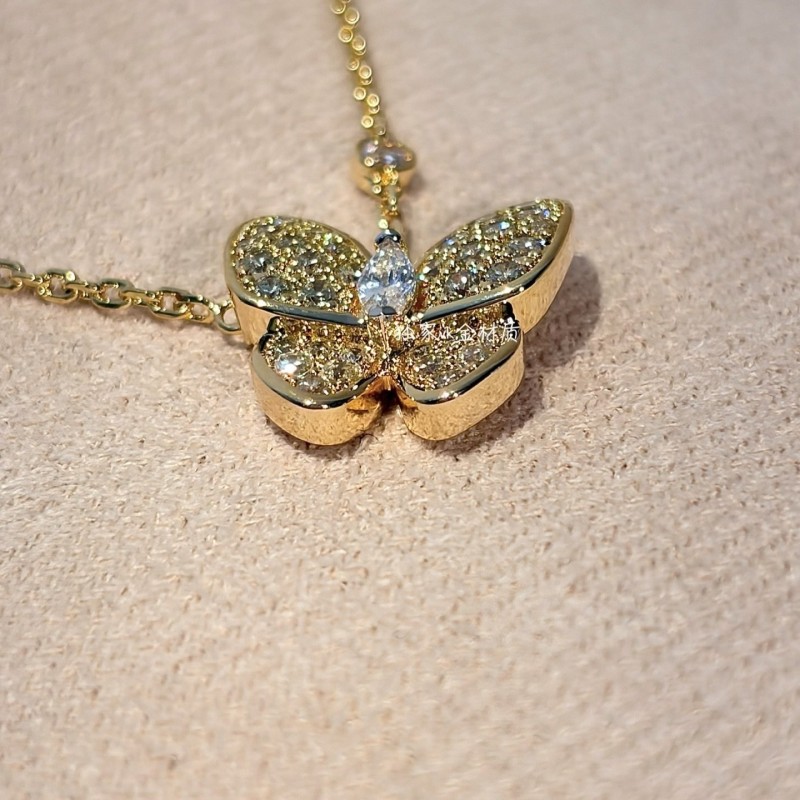 VCA Necklace 