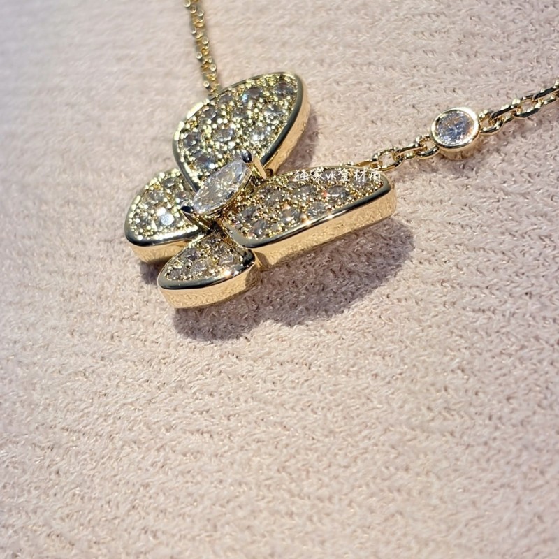 VCA Necklace 