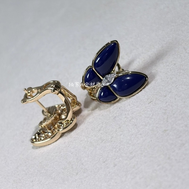 VCA Earrings 