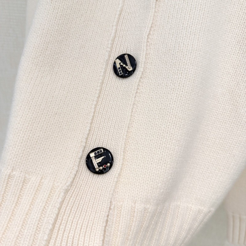 Chanel Cardigan 
