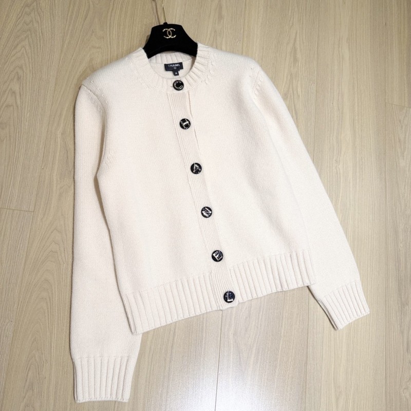Chanel Cardigan 