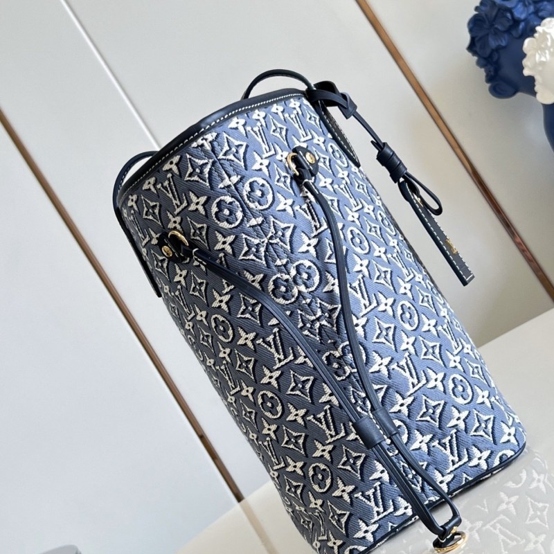 LV Neverfull Tote