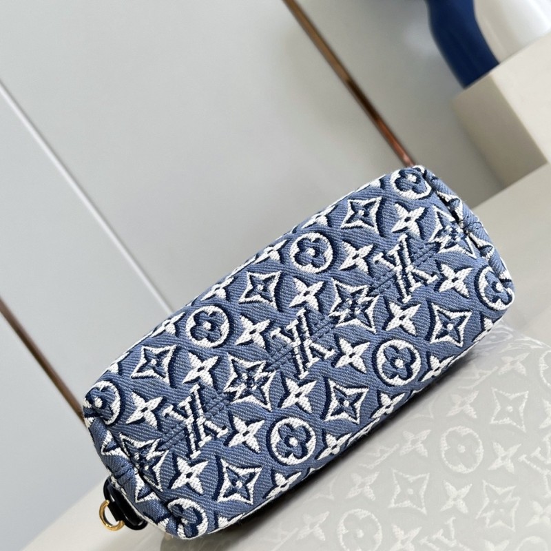 LV Pochette Hills