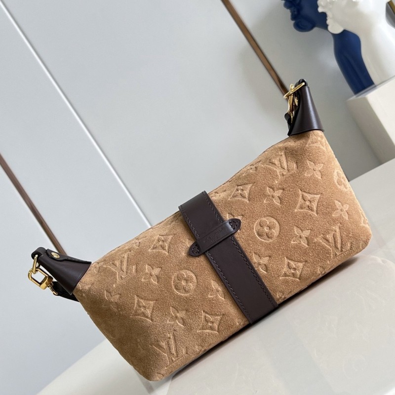 LV Pochette Mia