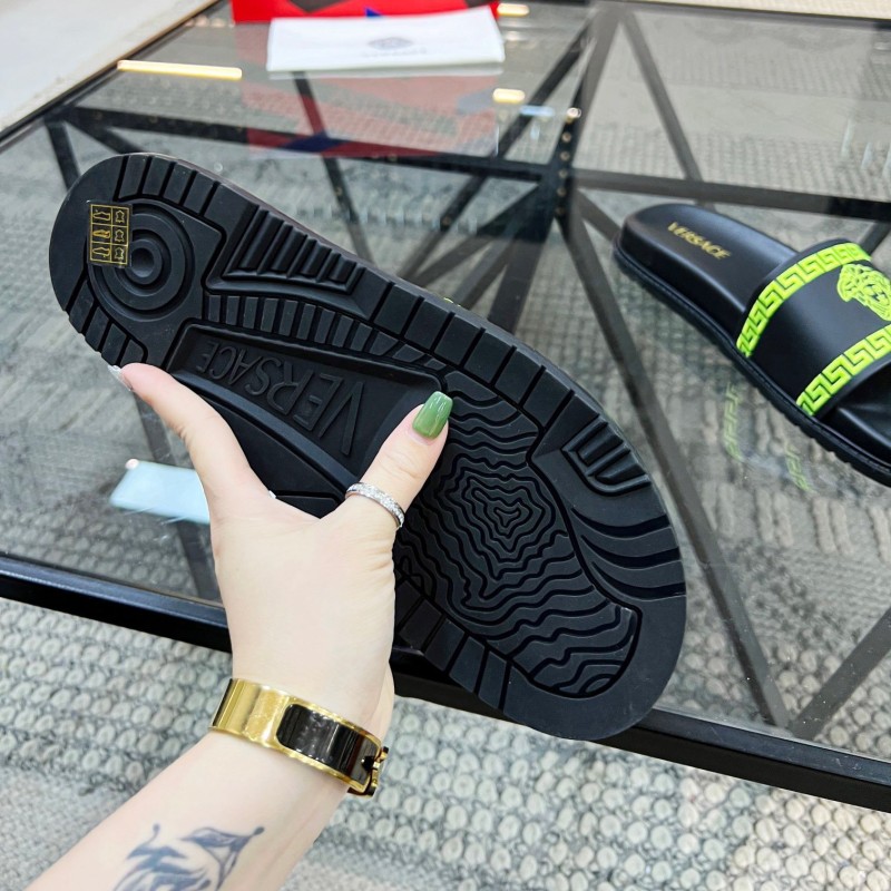 Versace Slipper