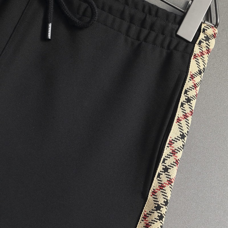 Burberry Trousers 