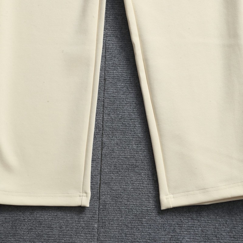 Burberry Trousers 