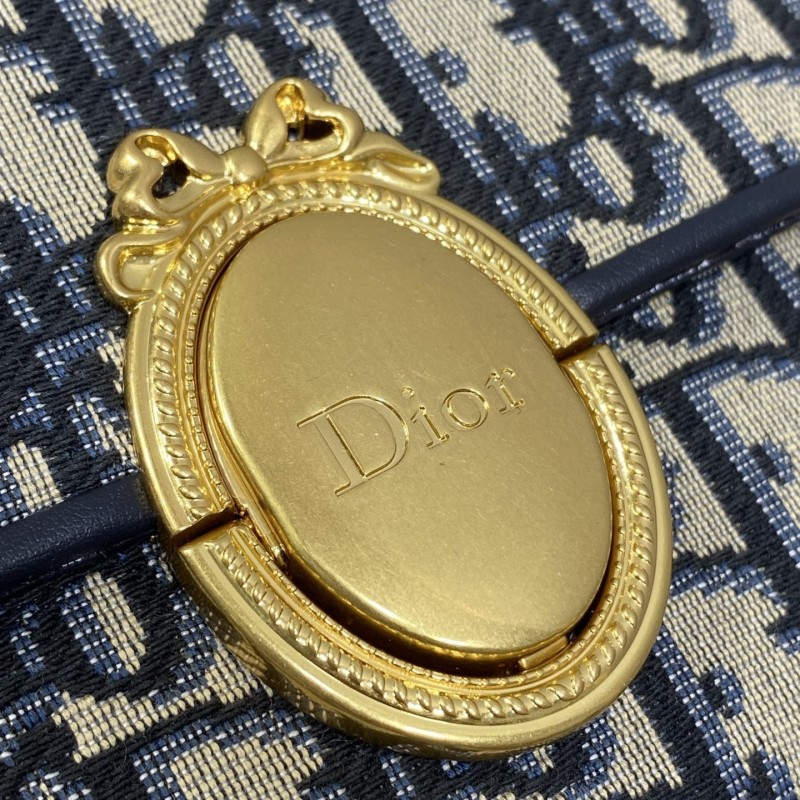 Dior Medaillon