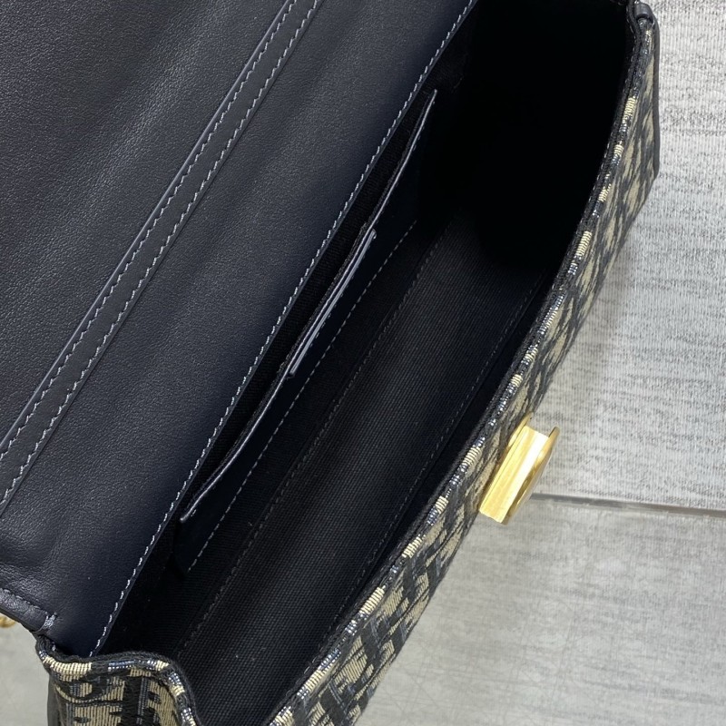 Dior Medaillon