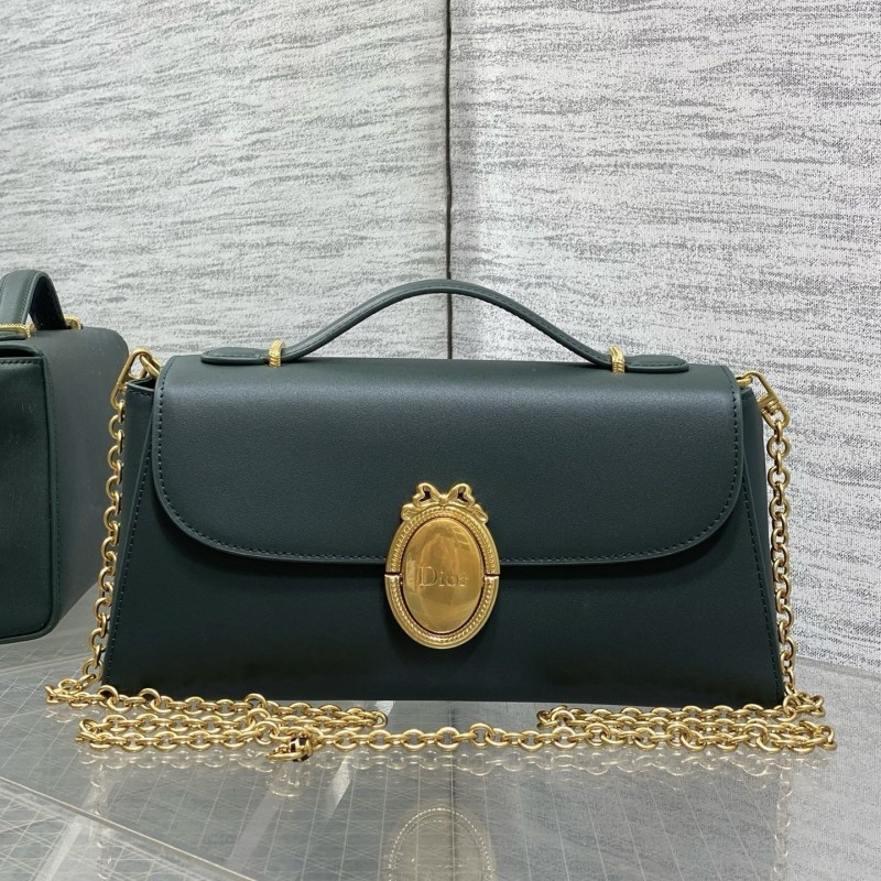 Dior Medaillon