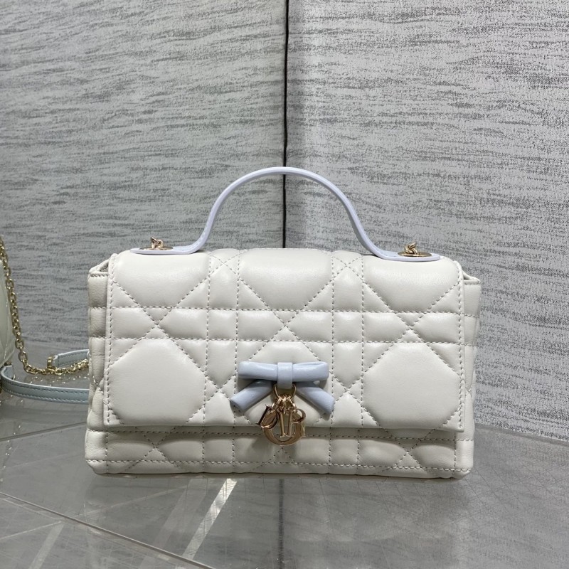 Dior WOC
