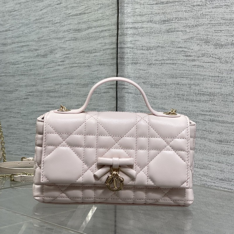 Dior WOC