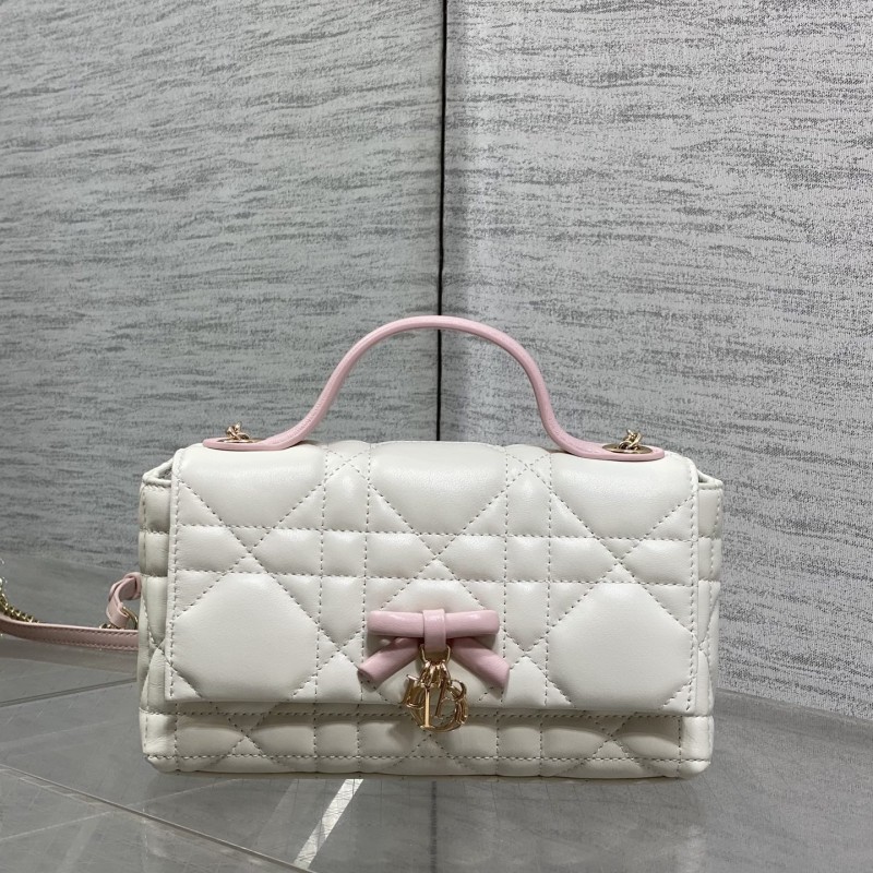 Dior WOC