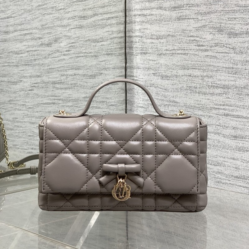 Dior WOC