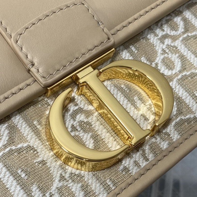 Dior Montaigne