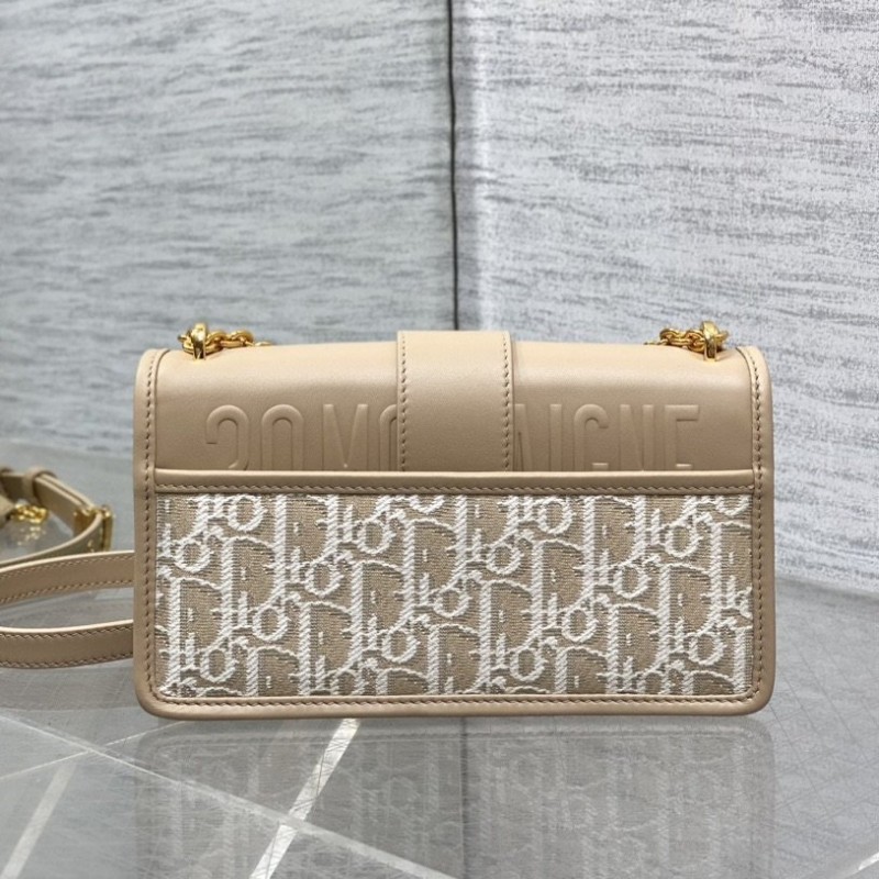 Dior Montaigne