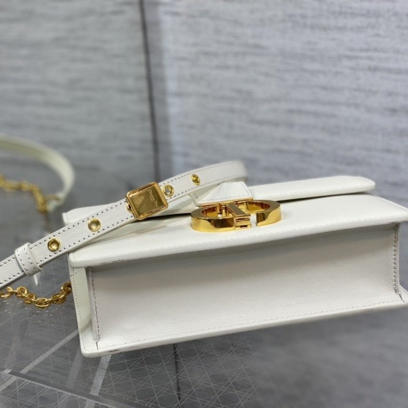 Dior Montaigne