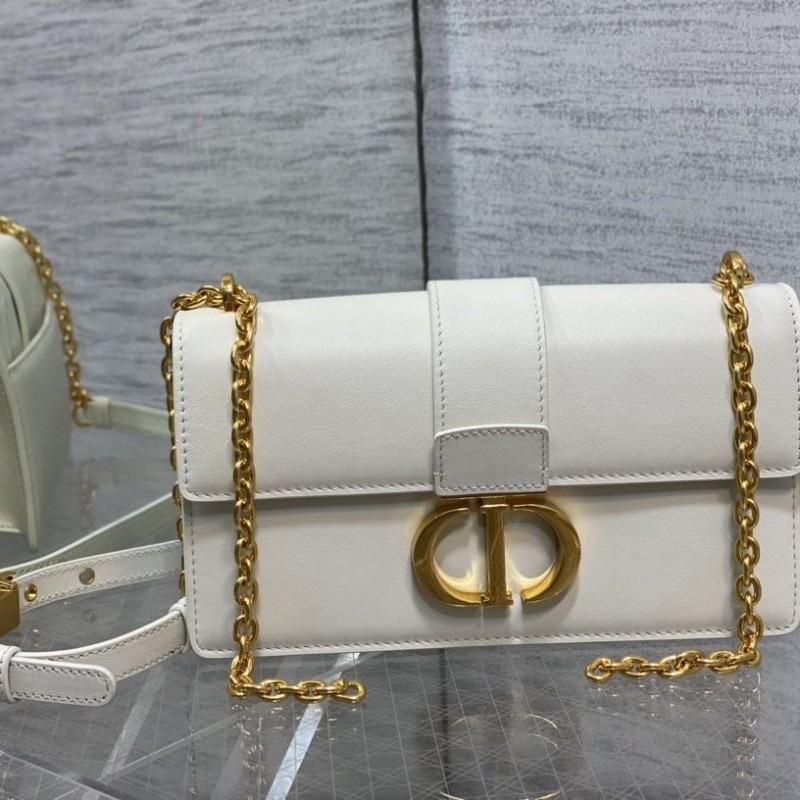 Dior Montaigne