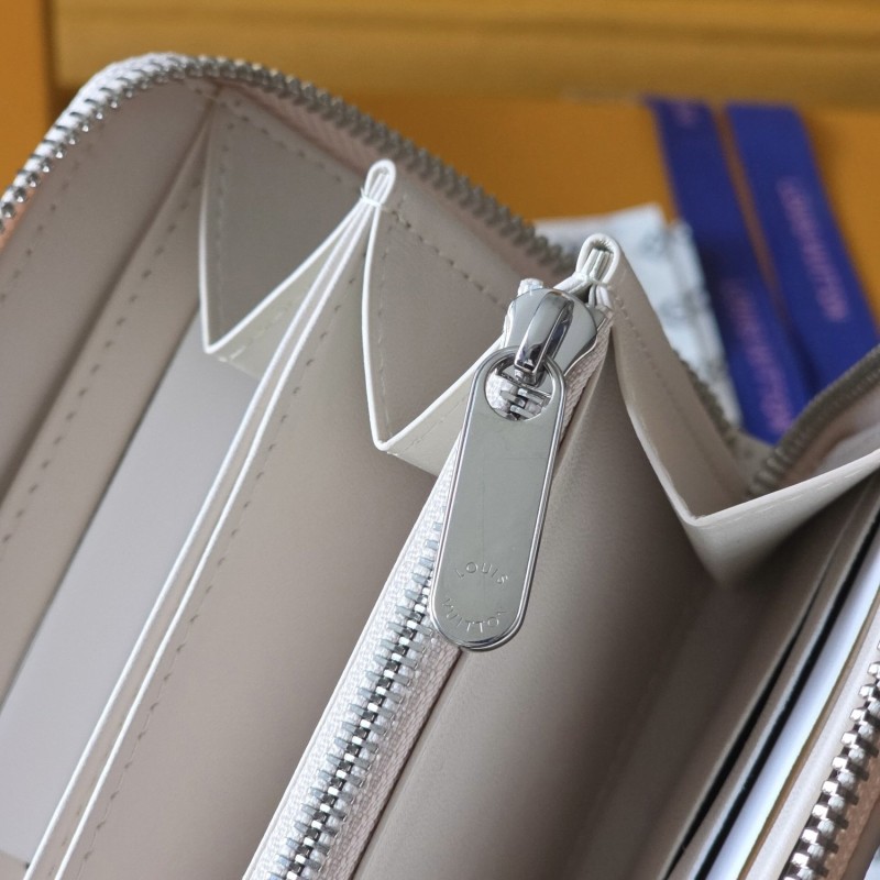 LV Zippy Long Wallet 