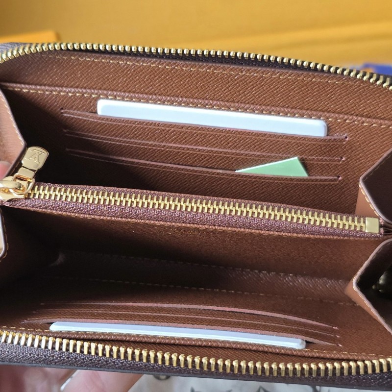 LV Margot Long Wallet 