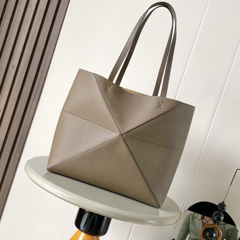 Loewe Puzzle Fold 