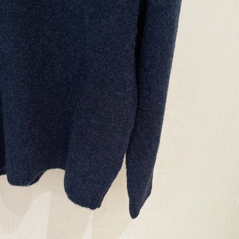 LV Sweaters 