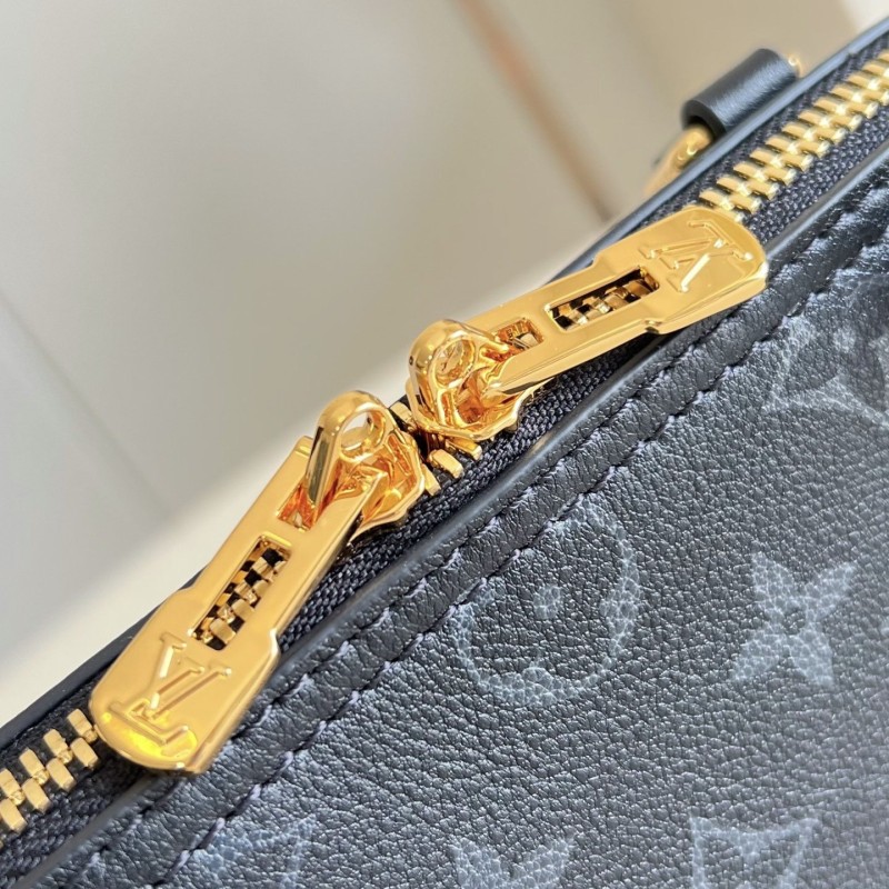 LV Squire