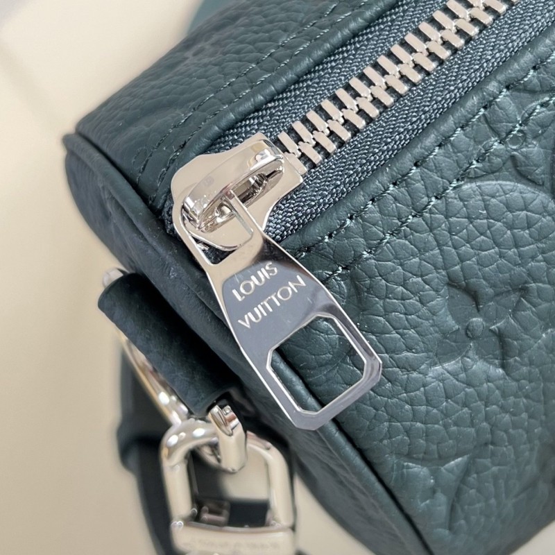 LV Keepall 25 