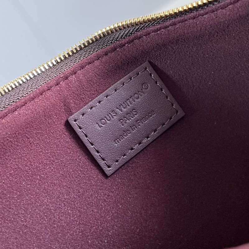 LV Liv Pochette