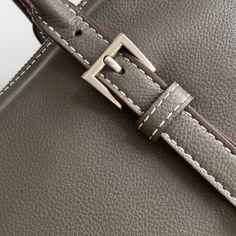 Prada Bonnie 
