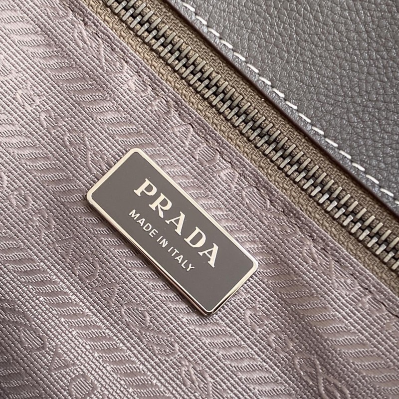 Prada Bonnie 