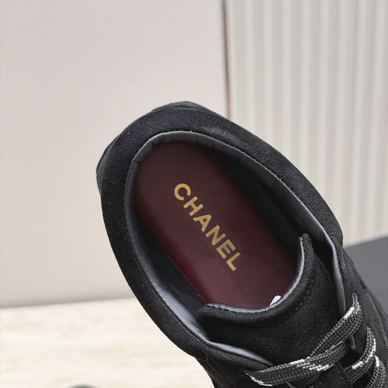 Chanel Sneakers 