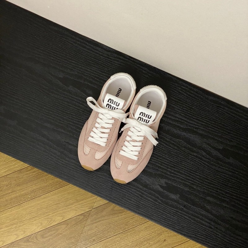 MiuMiu Sneakers 