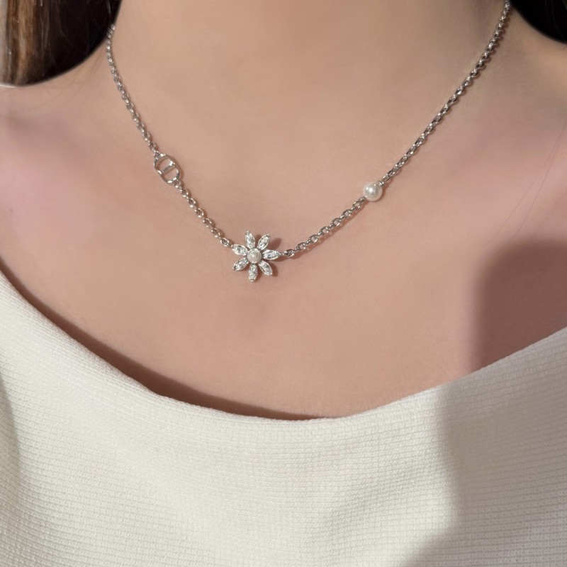 Dior Necklace 