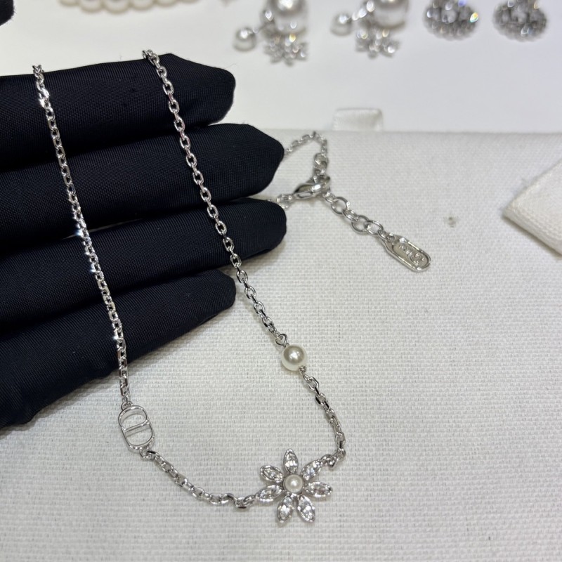 Dior Necklace 