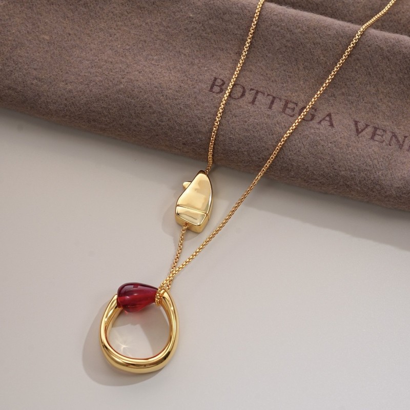 BV Necklace 