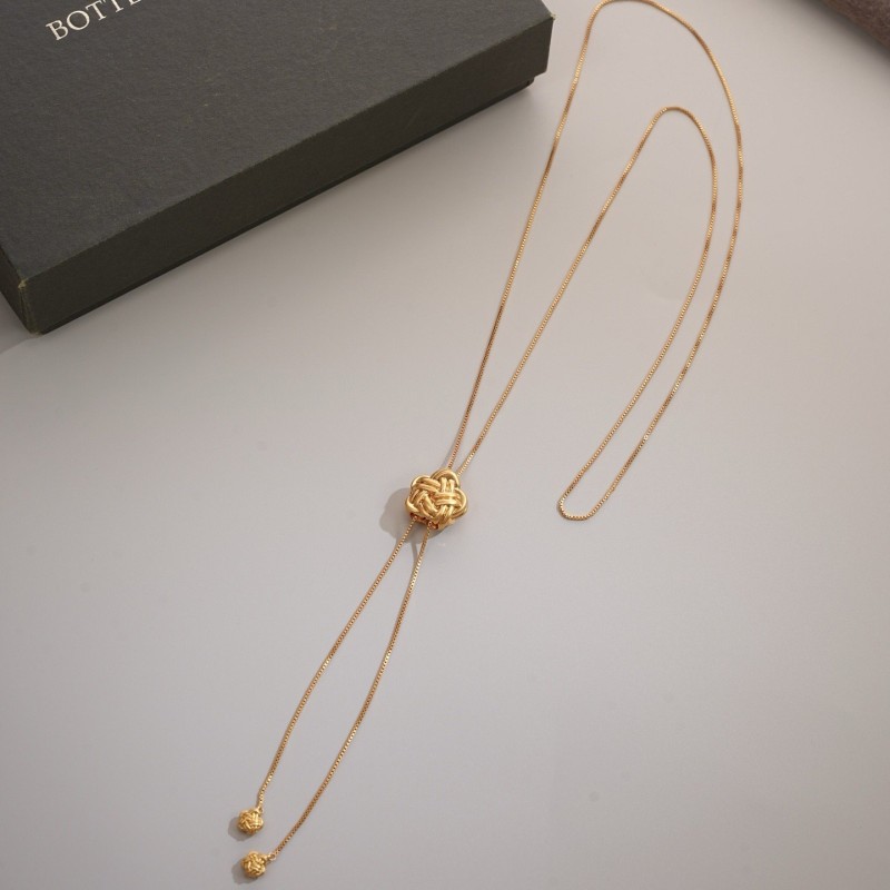 BV Necklace 