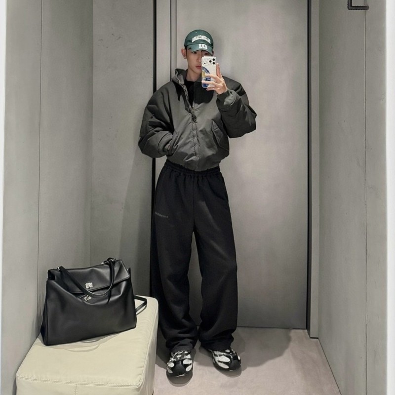Balenciaga Unisex Trousers 