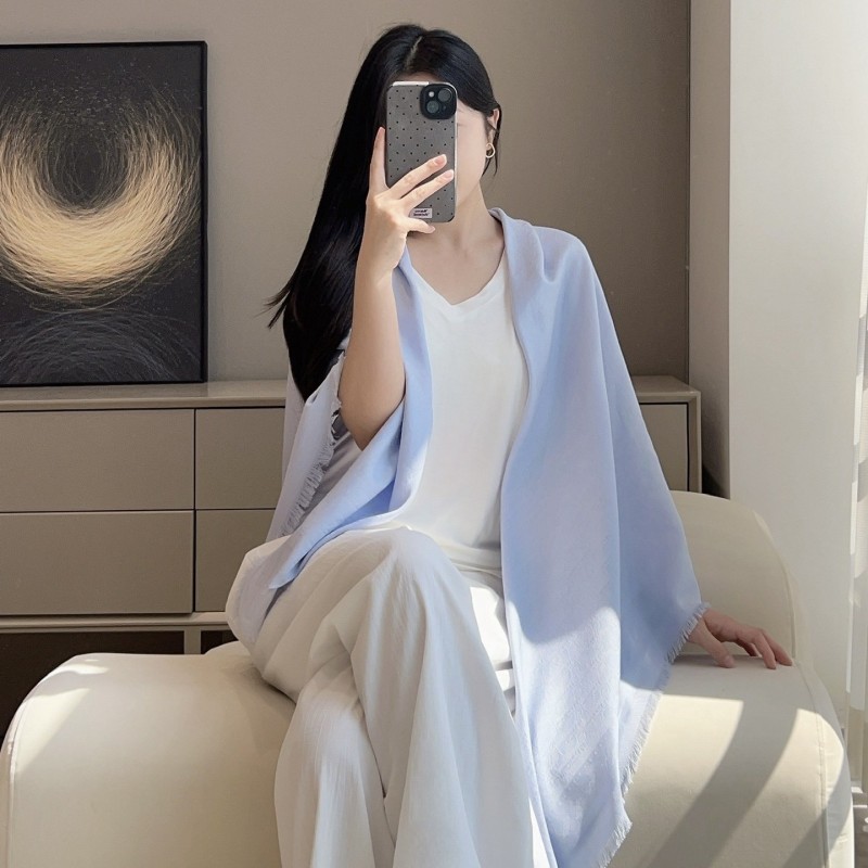 Dior Shawl