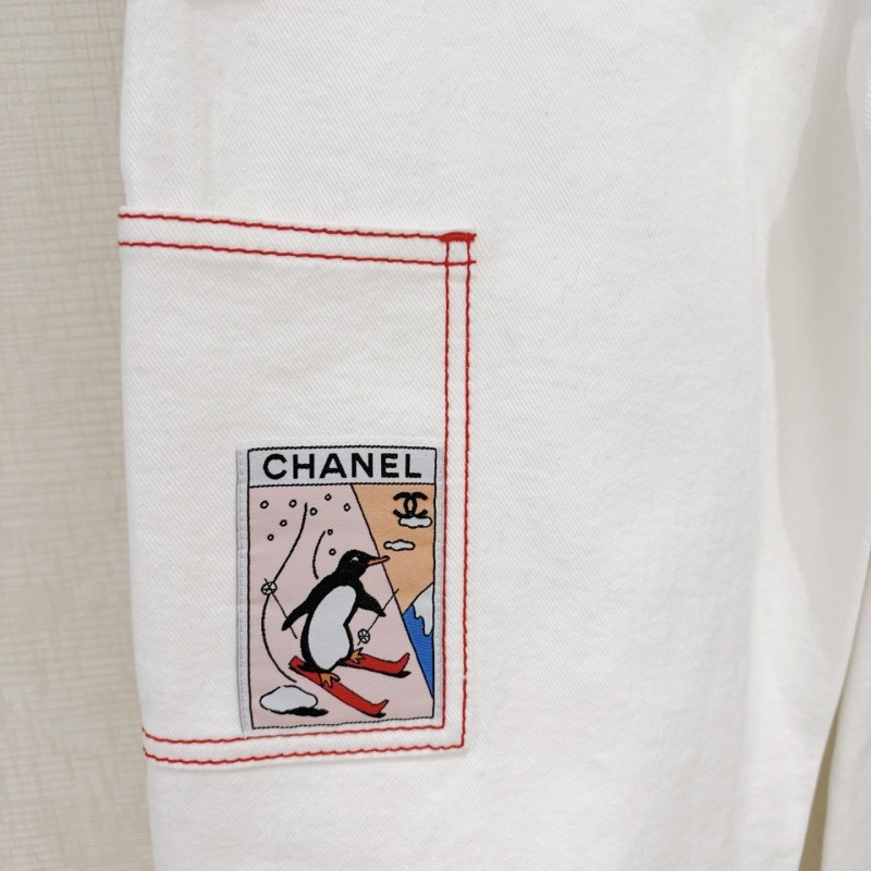 Chanel Jeans